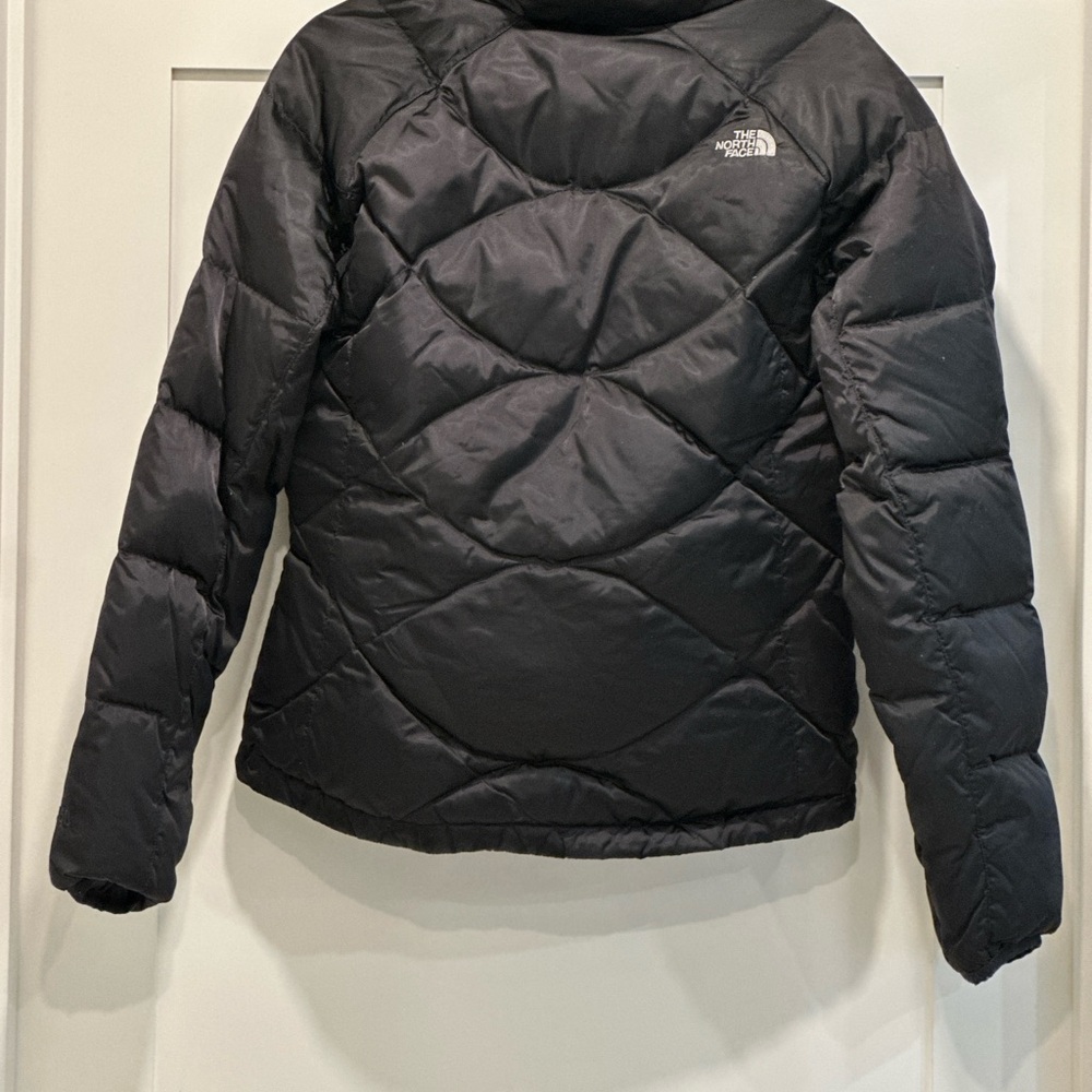 The North Face Women's 550 Diamond Puffer Black Jacket - Picture 3 of 7